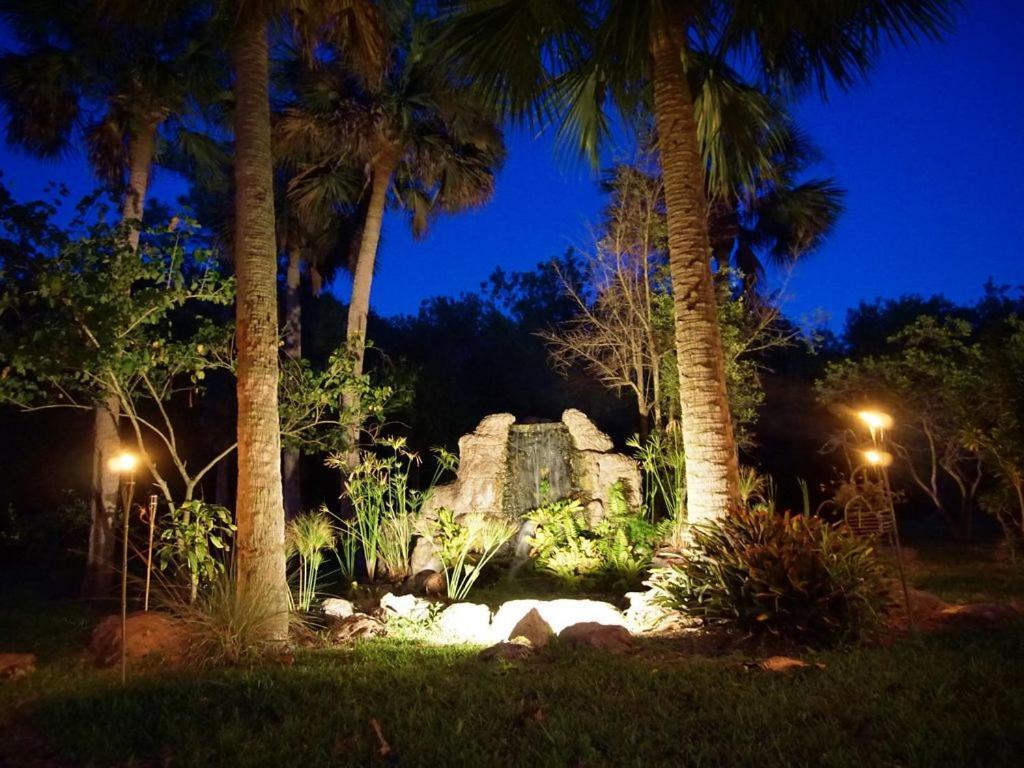 Jupiter Waterfalls - Newly Updated - Tiki Hut, Fire Pit, Kitchen, Pool Heater And More Экстерьер фото